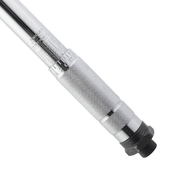 Torque wrench 1/2, 28-210 Nm, adapter 1/2*3/8, extension 125 mm*1/2 Intertool XT-9007