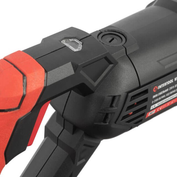 Saber saw 1050 W, 0-2500 rpm, saw stroke 28 mm, max. cut 150 mm, case Intertool WT-0401