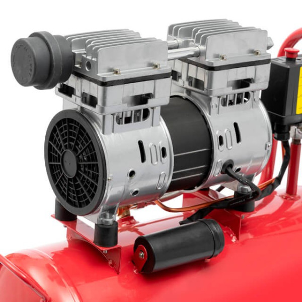Compressor 24 l, 0.75 kW, 220 V, 8 atm, 145 l/min., low noise, oil-free, 2 cylinders Intertool PT-0022