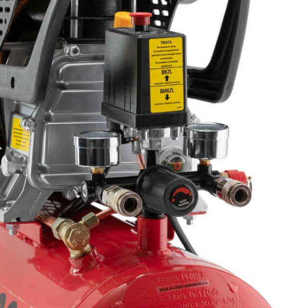 Компрессор 24 л, 1.5 кВт, 220 В, 8 атм, 206 л/мин. Intertool PT-0009
