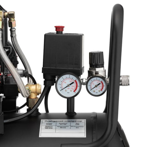 Compressor 50 l, 2x1.1 kW, 220 V, 8 atm, 400 l/min., 2800 rpm, oil-free, 4 cylinders Intertool PT-0030