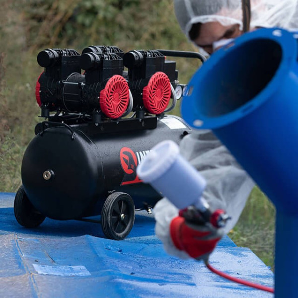 Compressor 50 l, 2x1.1 kW, 220 V, 8 atm, 400 l/min., 2800 rpm, oil-free, 4 cylinders Intertool PT-0030