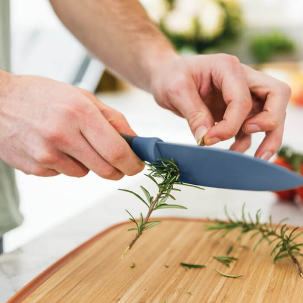 Chef's knife BergHOFF LEO with holes for cleaning herbs, blue, 14 cm