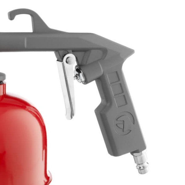 Gun for spraying liquid Intertool PT-0704