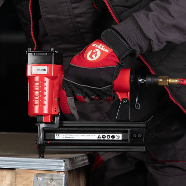 Степлер пневматичний для цвяхів від 15 до 50 мм Intertool PT-1603