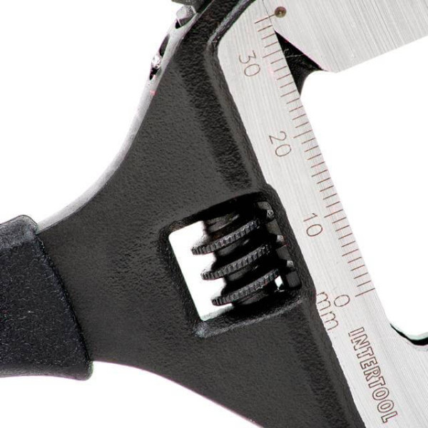 Spanner 150 mm, rubberized handle, jaw spacing 34 mm, CrV Intertool XT-0040