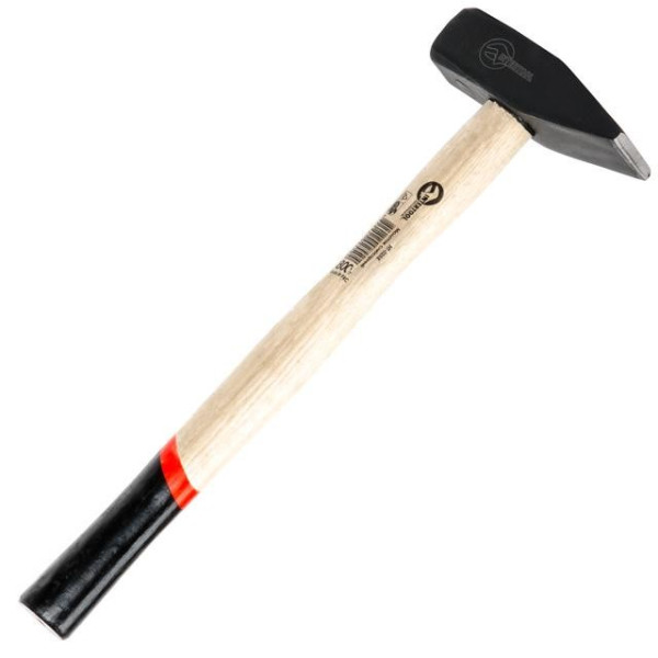 Молоток слюсарний 800 г, ручка ясен Intertool HT-0255