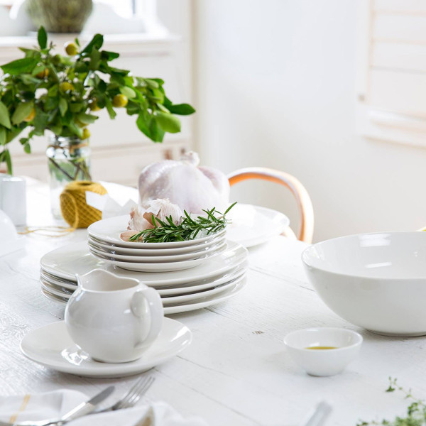 Maxwell Williams WHITE BASICS ROUND porcelain dinner plate, diameter 30.5 cm