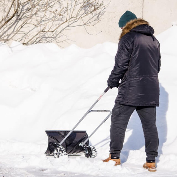 Snow bucket on wheels 660*320 mm, handle 1080 mm Intertool FT-2095